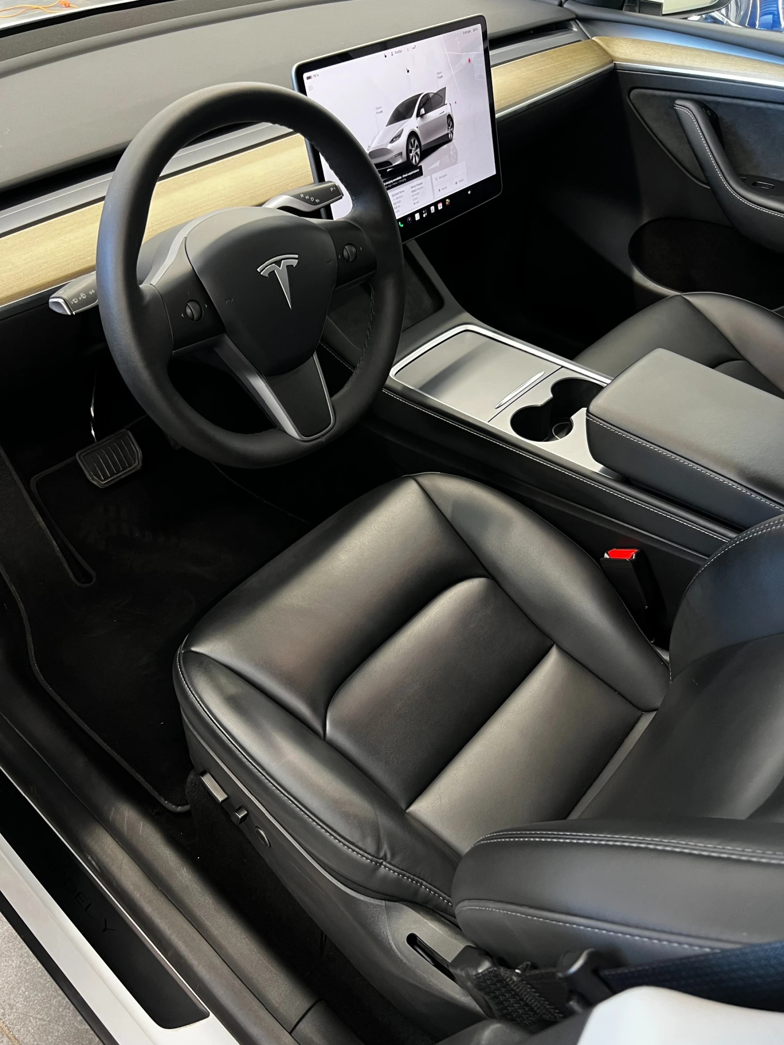 Tesla Model Y Long Range Dual AWD, снимка 10 - Автомобили и джипове - 55299743