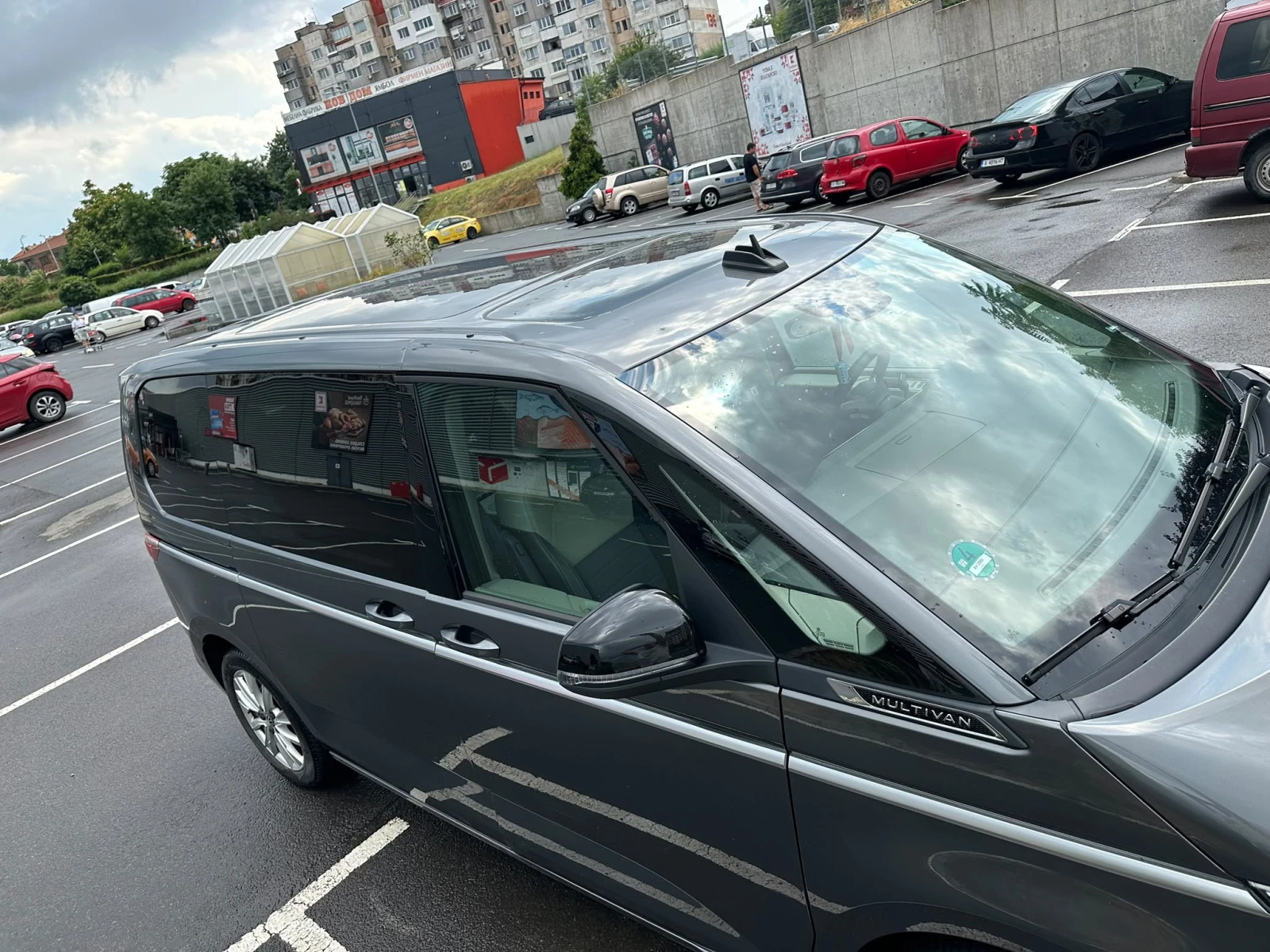VW Multivan, снимка 4 - Автомобили и джипове - 55430542