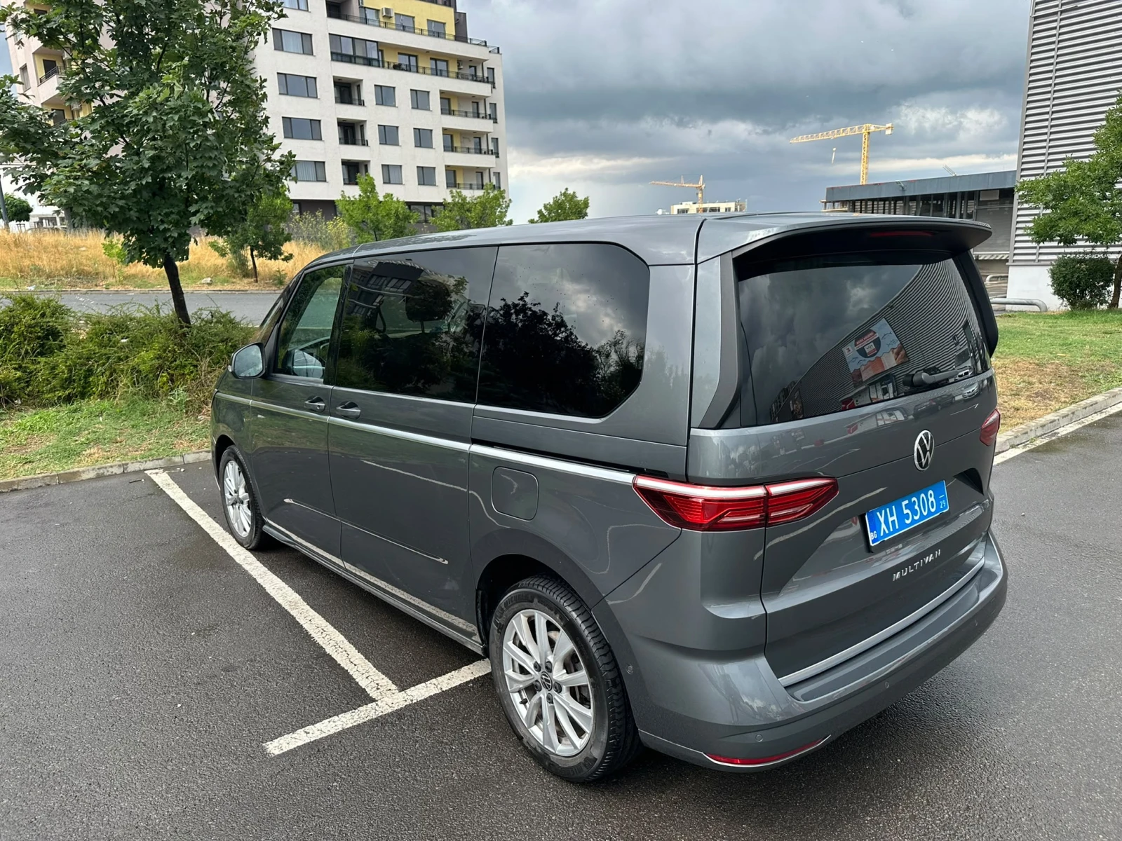 VW Multivan, снимка 5 - Автомобили и джипове - 55430542