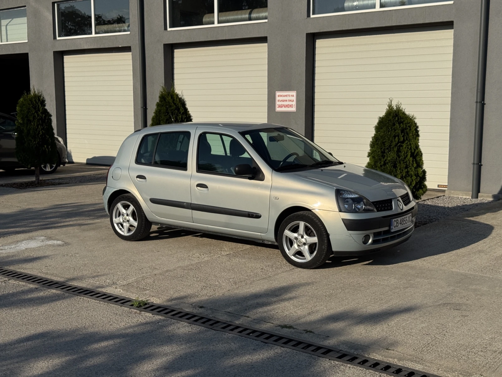 Renault Clio, снимка 2 - Автомобили и джипове - 55559425