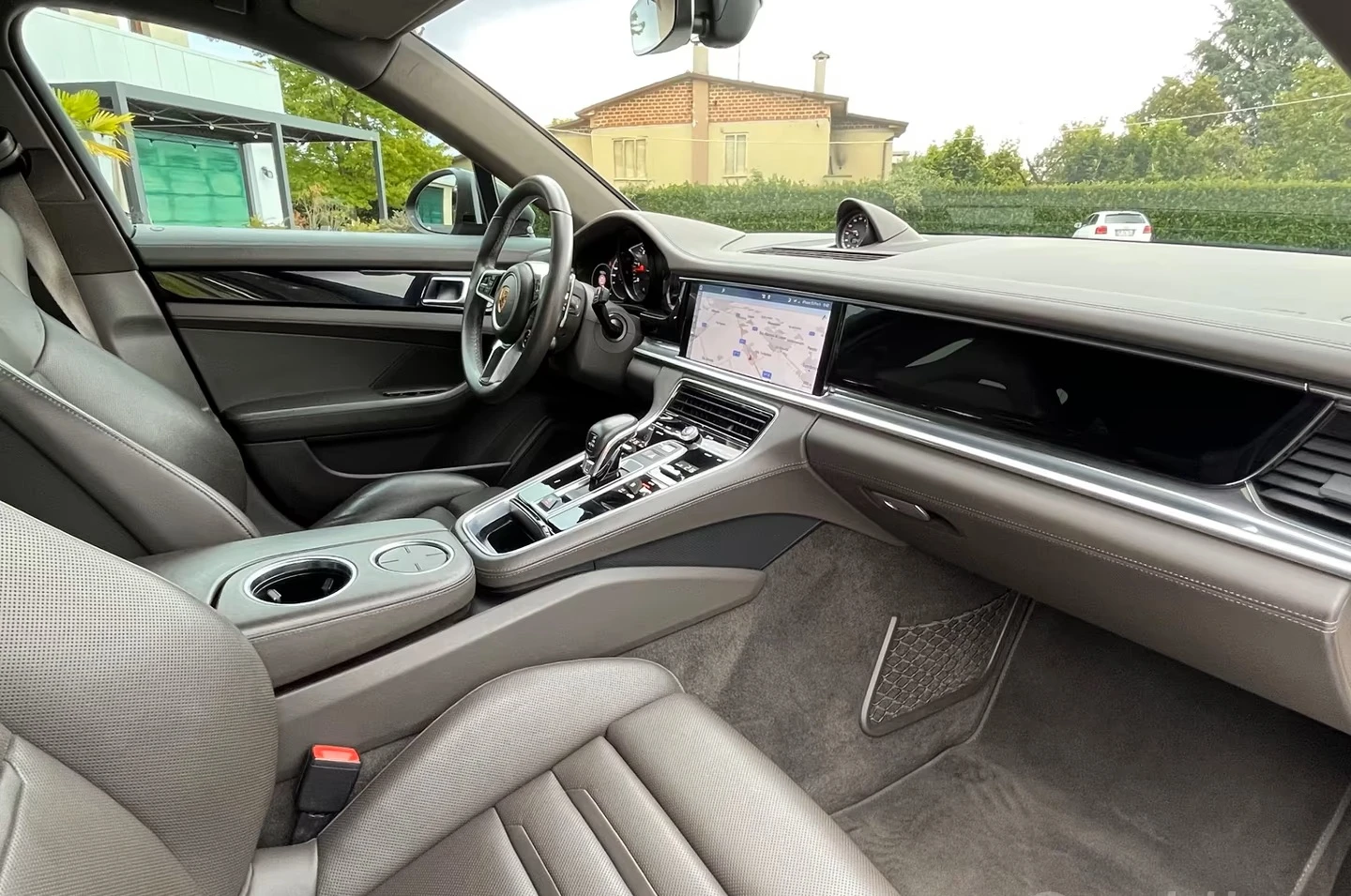Porsche Panamera 4.0 V8 4S Diesel , снимка 12 - Автомобили и джипове - 55937401