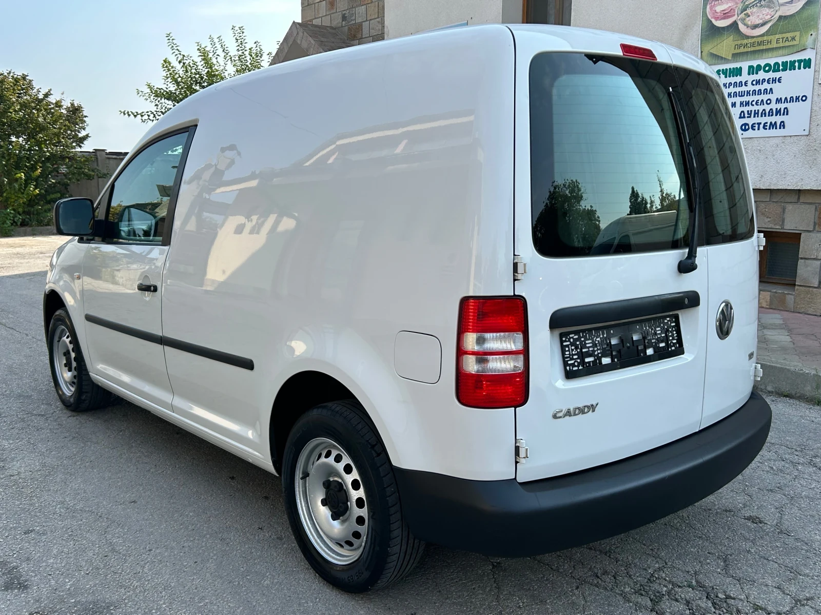 VW Caddy 1.6TDI КЛИМАТИК, снимка 6 - Автомобили и джипове - 56042818