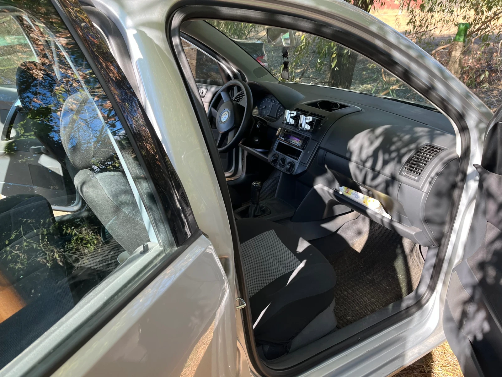 VW Polo купе, снимка 12 - Автомобили и джипове - 56192212