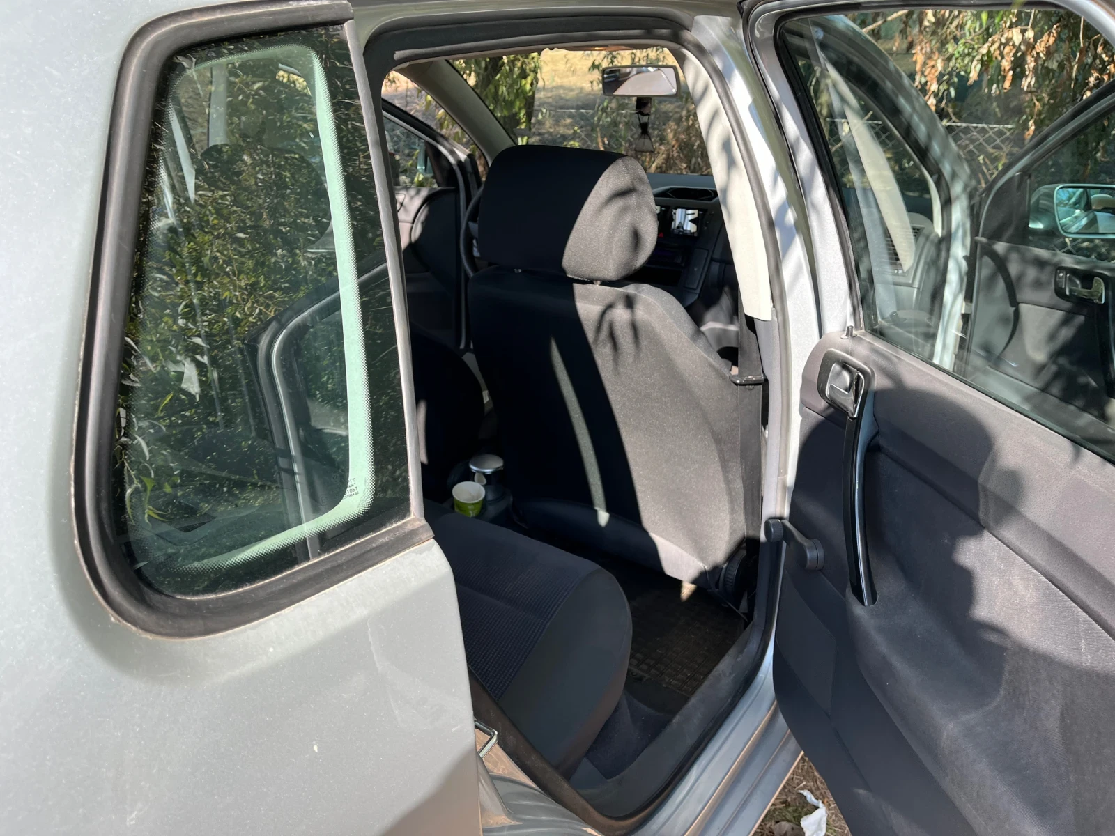 VW Polo купе, снимка 8 - Автомобили и джипове - 56192212