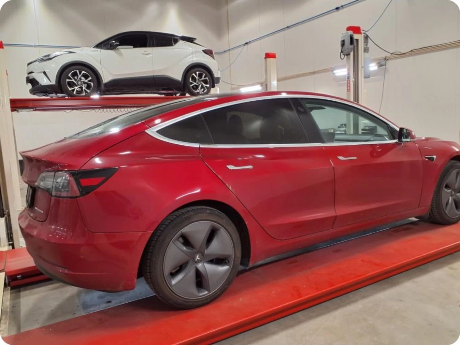 Tesla Model 3 Long Range AWD, снимка 2 - Автомобили и джипове - 56324166