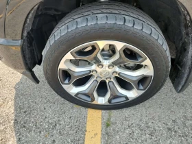 Dodge RAM 1500 * 4x4 Crew Cab 5'7" Box Limited Crew Cab S, снимка 13