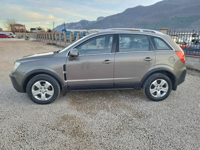 Opel Antara 2.4 I 4x4 УНИКАТ, снимка 7 - Автомобили и джипове - 48413939