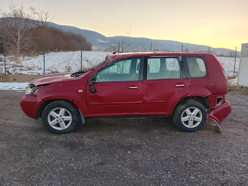 Nissan X-trail БРАКУВАН ПАЛИ И РАБОТИ ЦЯЛ ЗА ЧАСТИ , снимка 5 - Автомобили и джипове - 48557854