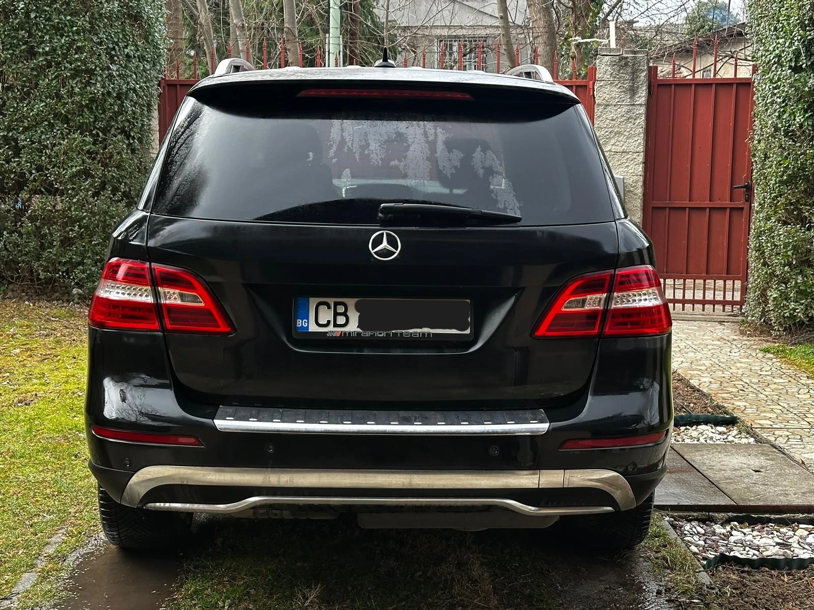 Mercedes-Benz ML 350  - изображение 8