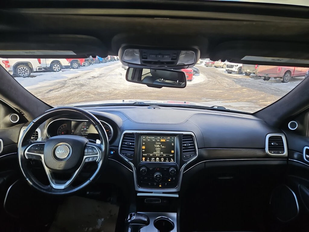 Jeep Grand cherokee Summit| 5.7L HEMI V8| Keyless| Панорамa| Premium, снимка 9 - Автомобили и джипове - 53965499