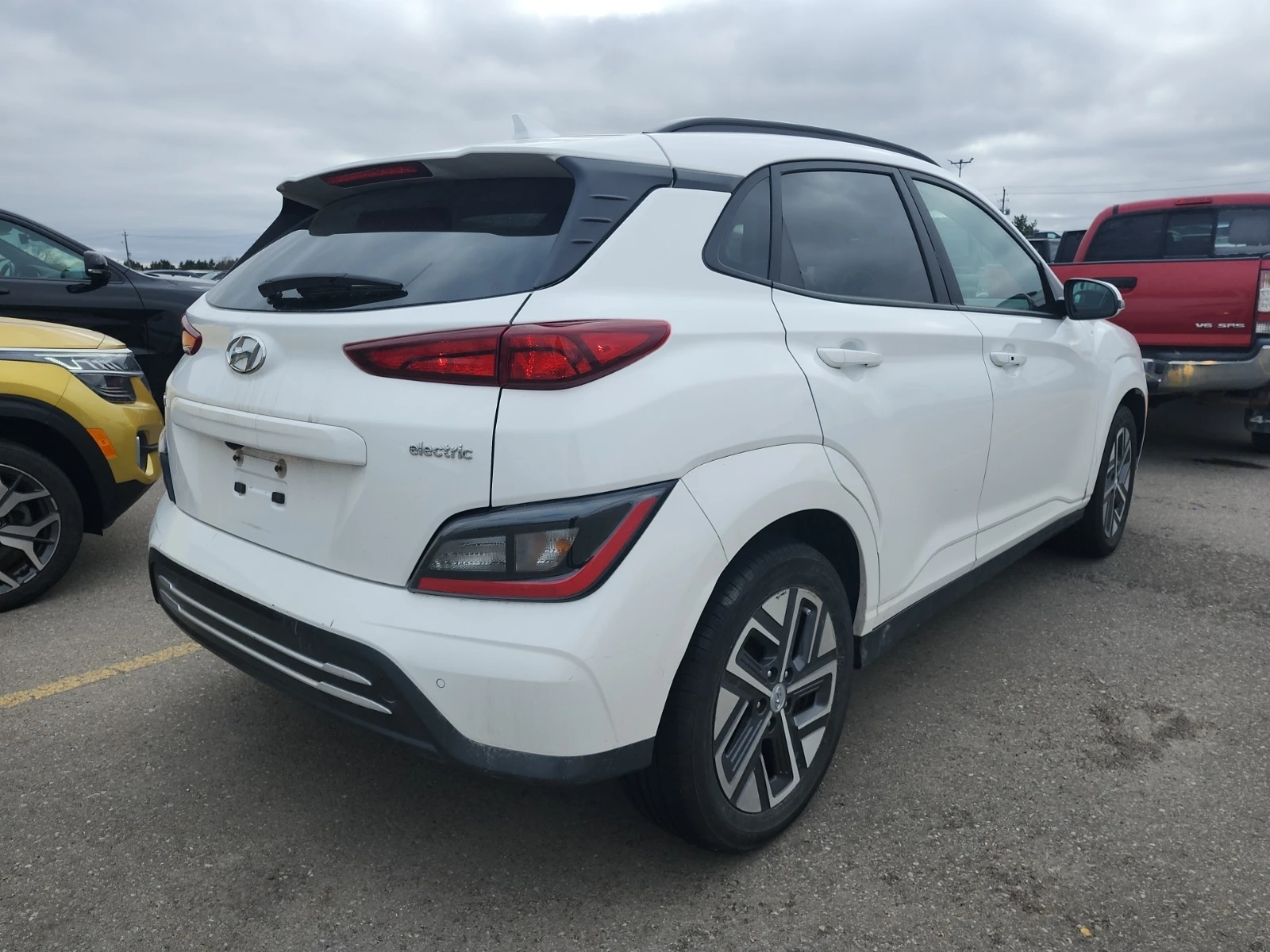 Hyundai Kona КЕYLESS GO| LANE ASSIST| 2 КЛЮЧА| ПОДГРЕВИ| , снимка 3 - Автомобили и джипове - 53988745