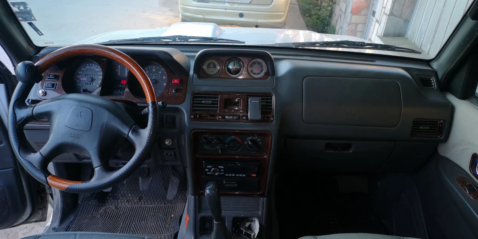 Mitsubishi Pajero 2.8 Super Select TDI Facelift, снимка 4 - Автомобили и джипове - 54246685