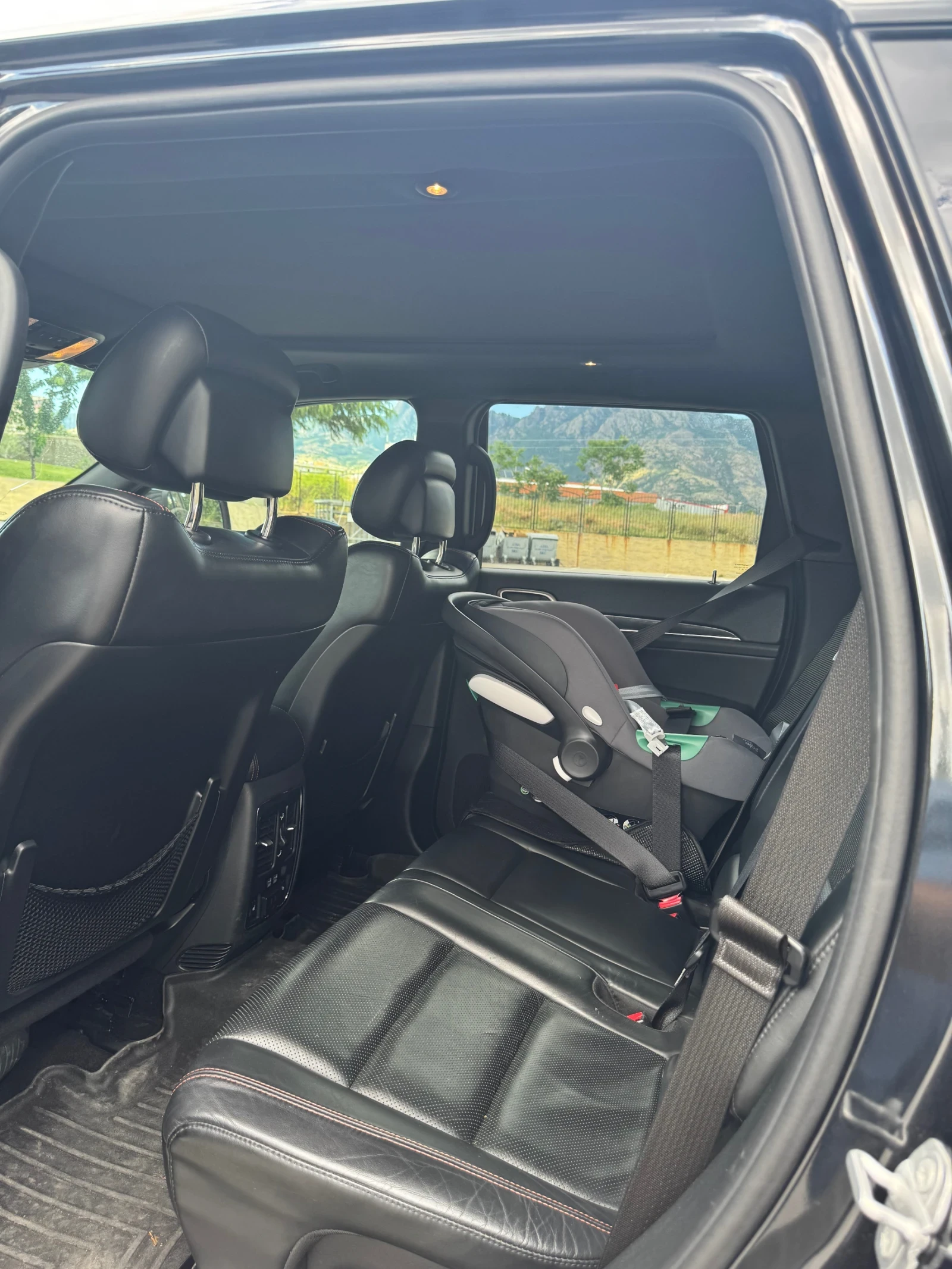 Jeep Grand cherokee 3.6 ГАЗ, НА ПРУЖИНИ , снимка 9 - Автомобили и джипове - 55270685