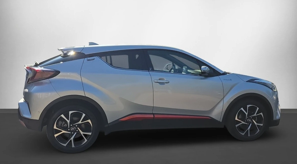 Toyota C-HR HYBRID | 69 000 км. | ГАРАНЦИЯ | , снимка 6 - Автомобили и джипове - 55842417