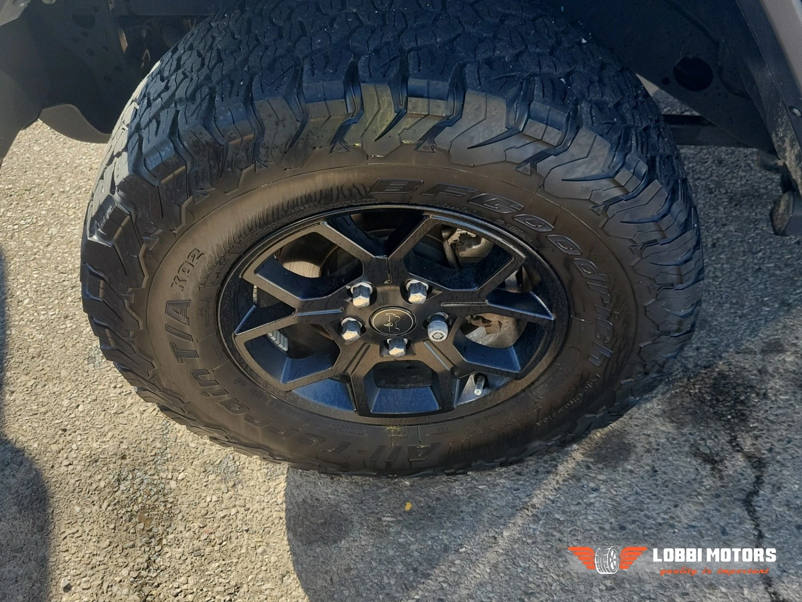 Jeep Wrangler, снимка 4 - Автомобили и джипове - 55928721