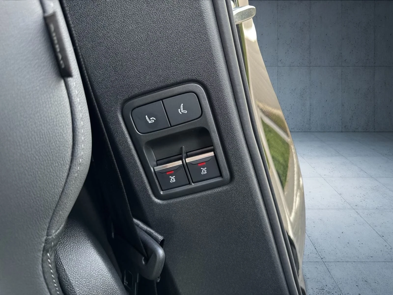 Audi Q7 S-LINE / BLACK OPTIC / B&O / HUD / PANO / MATRIX /, снимка 17 - Автомобили и джипове - 56113895