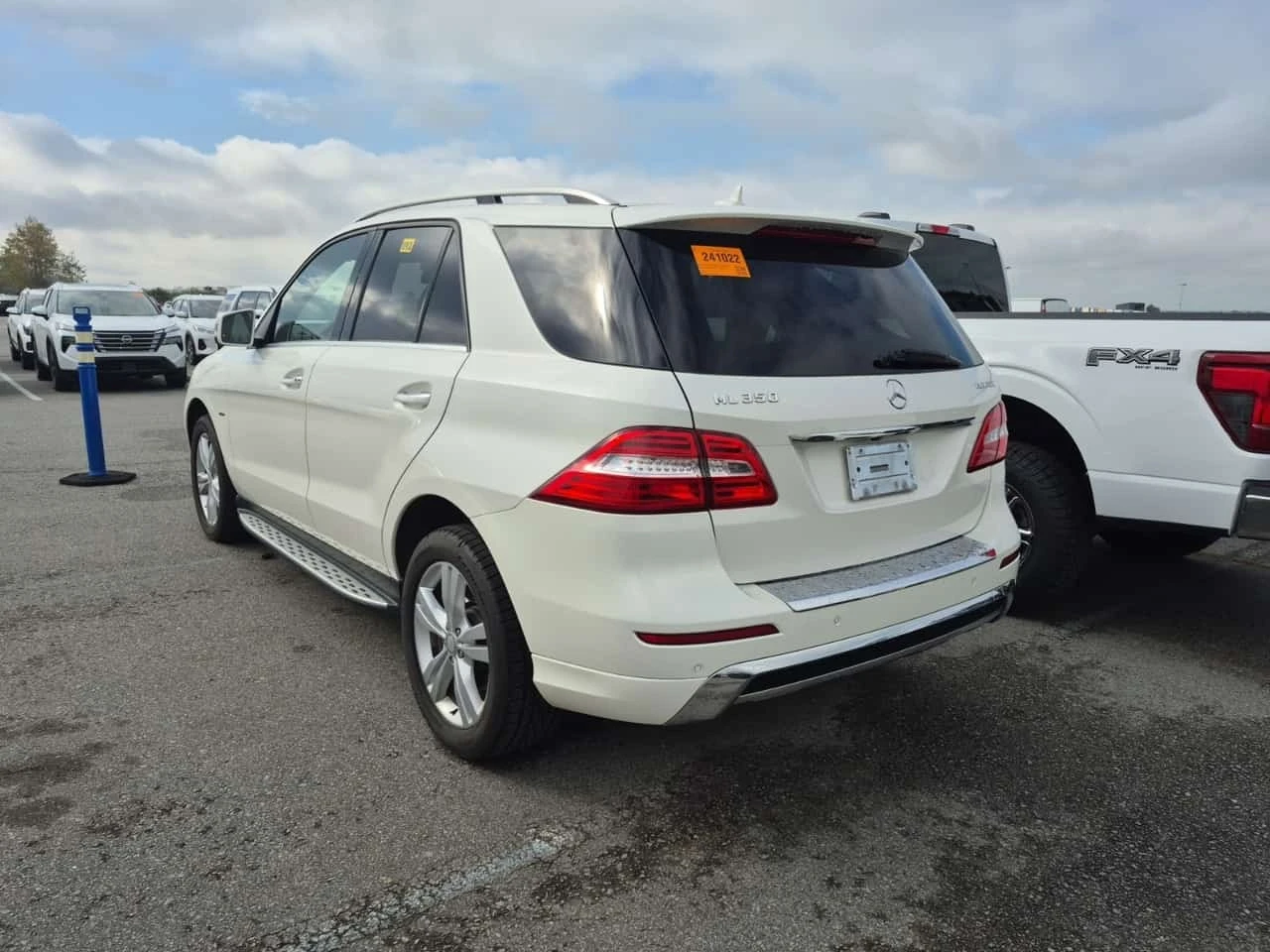 Mercedes-Benz ML 350 * BLUETEC * AMG * НА ПРУЖИНИ * CARFAX * , снимка 4 - Автомобили и джипове - 56203526