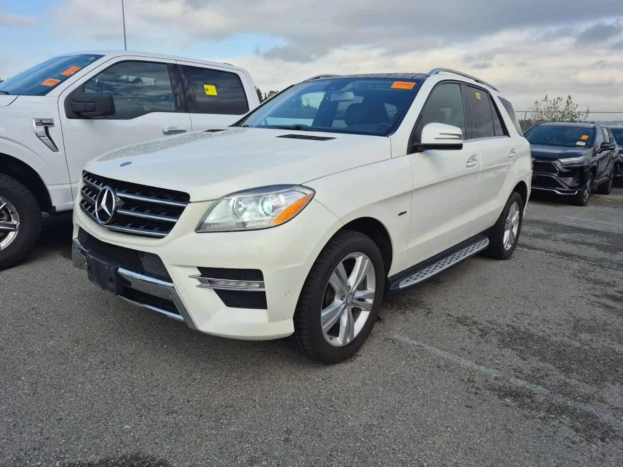Mercedes-Benz ML 350 * BLUETEC * AMG * НА ПРУЖИНИ * CARFAX * 