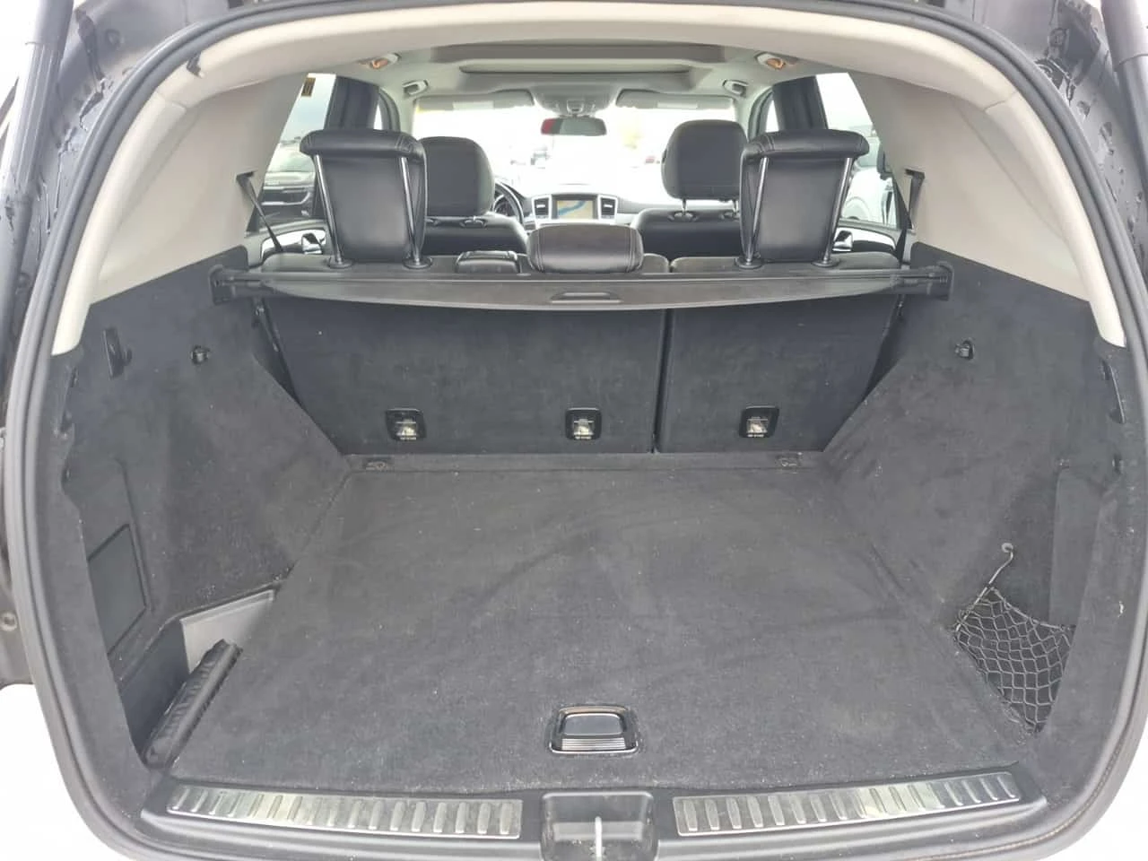Mercedes-Benz ML 350 * BLUETEC * AMG * НА ПРУЖИНИ * CARFAX * , снимка 13 - Автомобили и джипове - 56203526