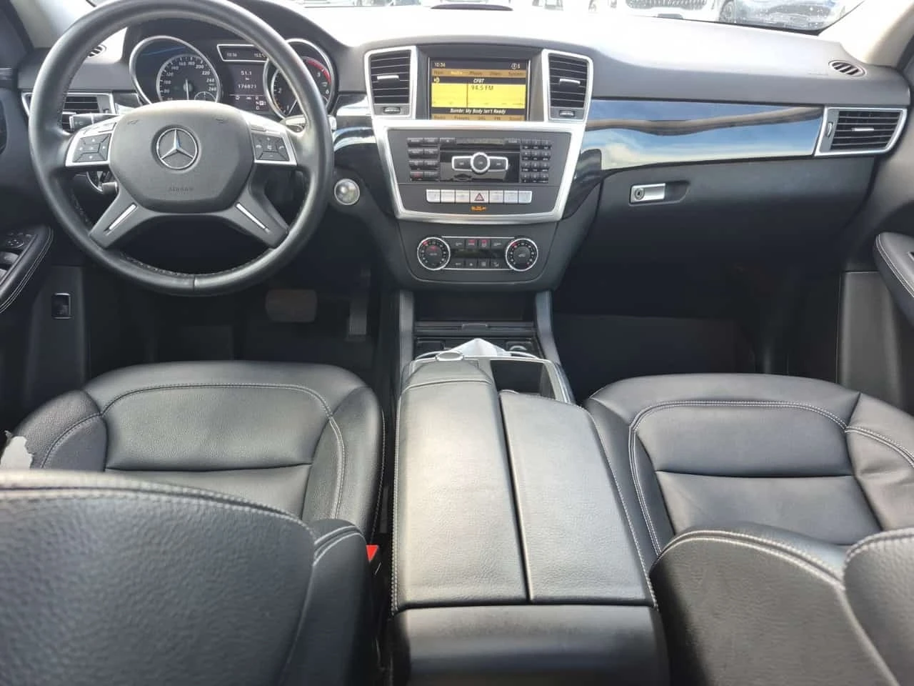 Mercedes-Benz ML 350 * BLUETEC * AMG * НА ПРУЖИНИ * CARFAX * , снимка 7 - Автомобили и джипове - 56203526