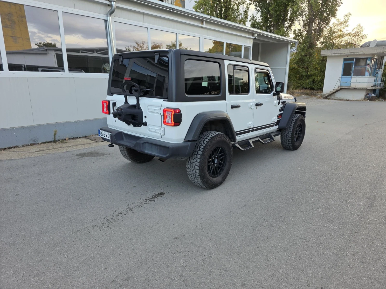 Jeep Wrangler, снимка 4 - Автомобили и джипове - 56432880