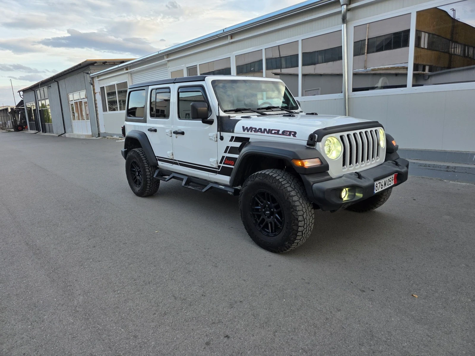 Jeep Wrangler, снимка 2 - Автомобили и джипове - 56432880