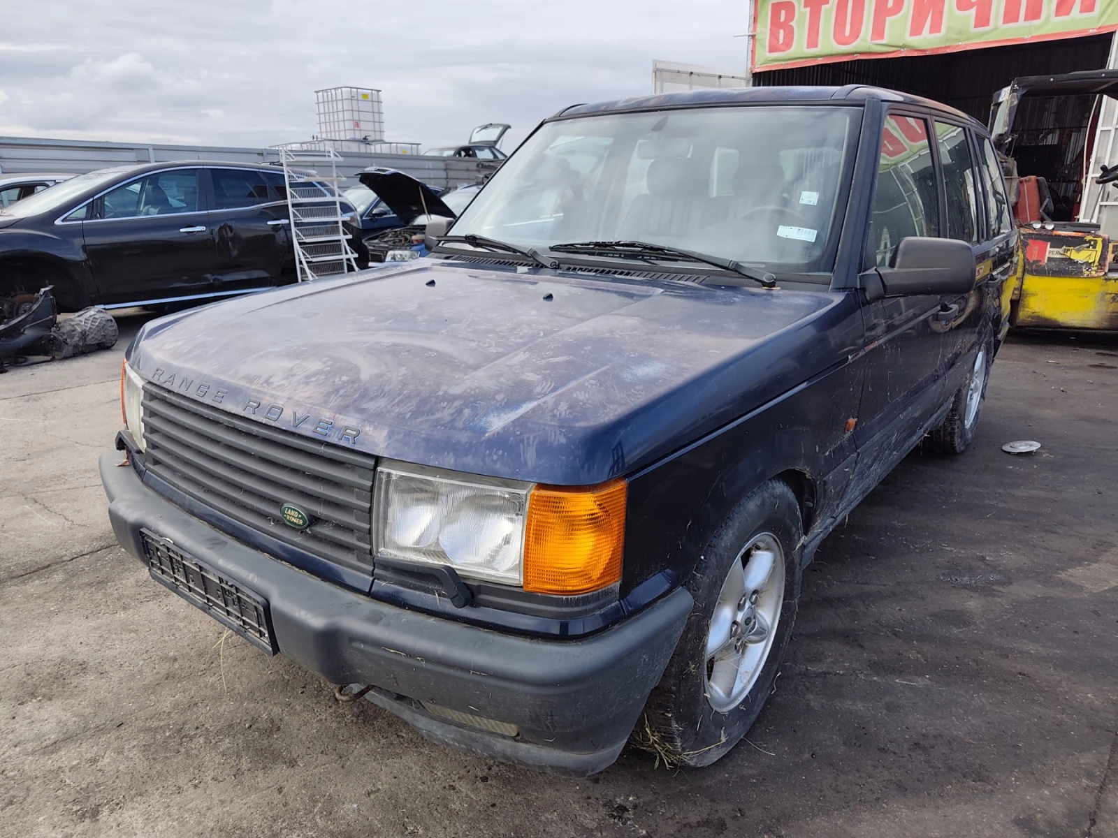 Land Rover Range rover 2.5TDI, снимка 2 - Автомобили и джипове - 56464442