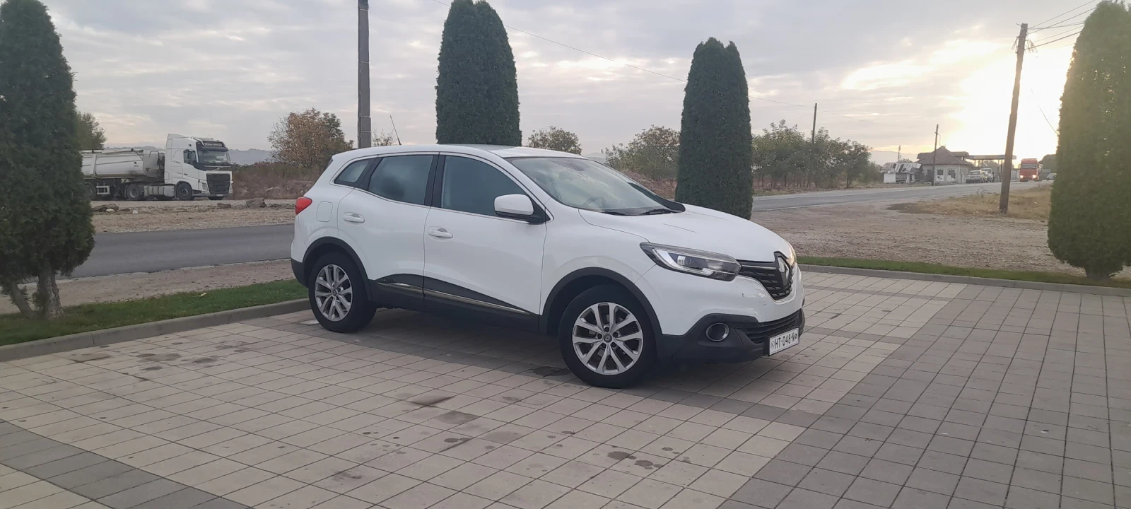 Renault Kadjar 1, 2, снимка 2 - Автомобили и джипове - 56731827