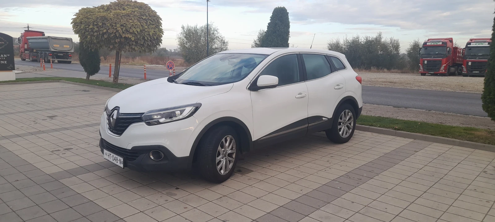 Renault Kadjar 1, 2, снимка 3 - Автомобили и джипове - 56731827