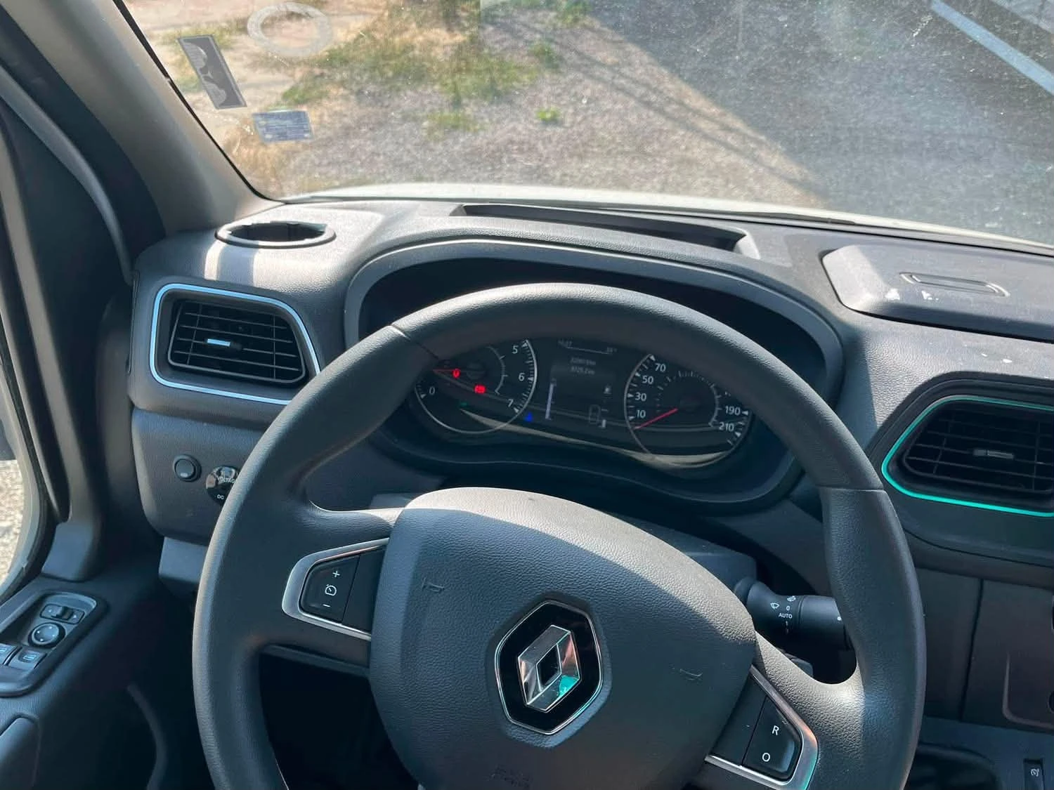 Renault Master, снимка 3 - Бусове и автобуси - 55836423