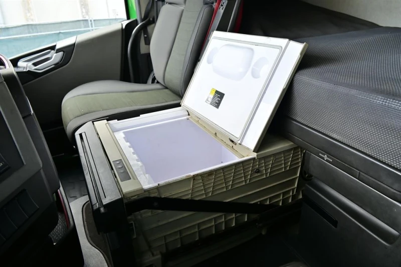 Volvo Fh 420, снимка 12 - Камиони - 53171584