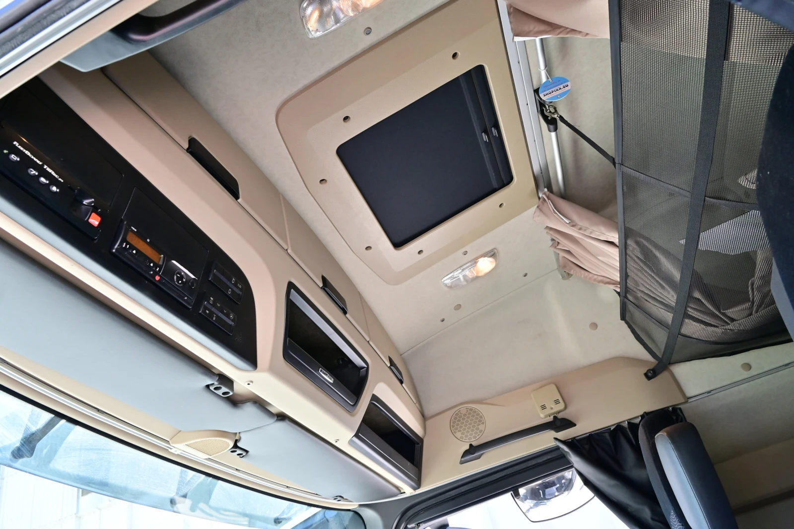 Mercedes-Benz Actros 1845  Ретардер Борд Капаци, снимка 16 - Камиони - 54687974