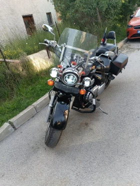  Suzuki Intruder