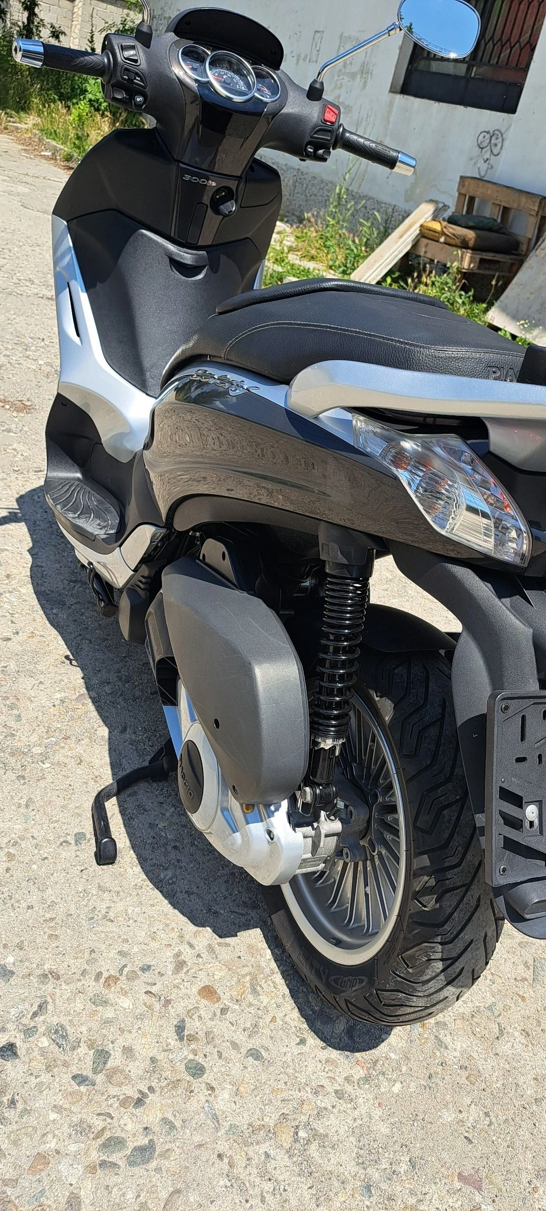 Piaggio Beverly 300  - изображение 4
