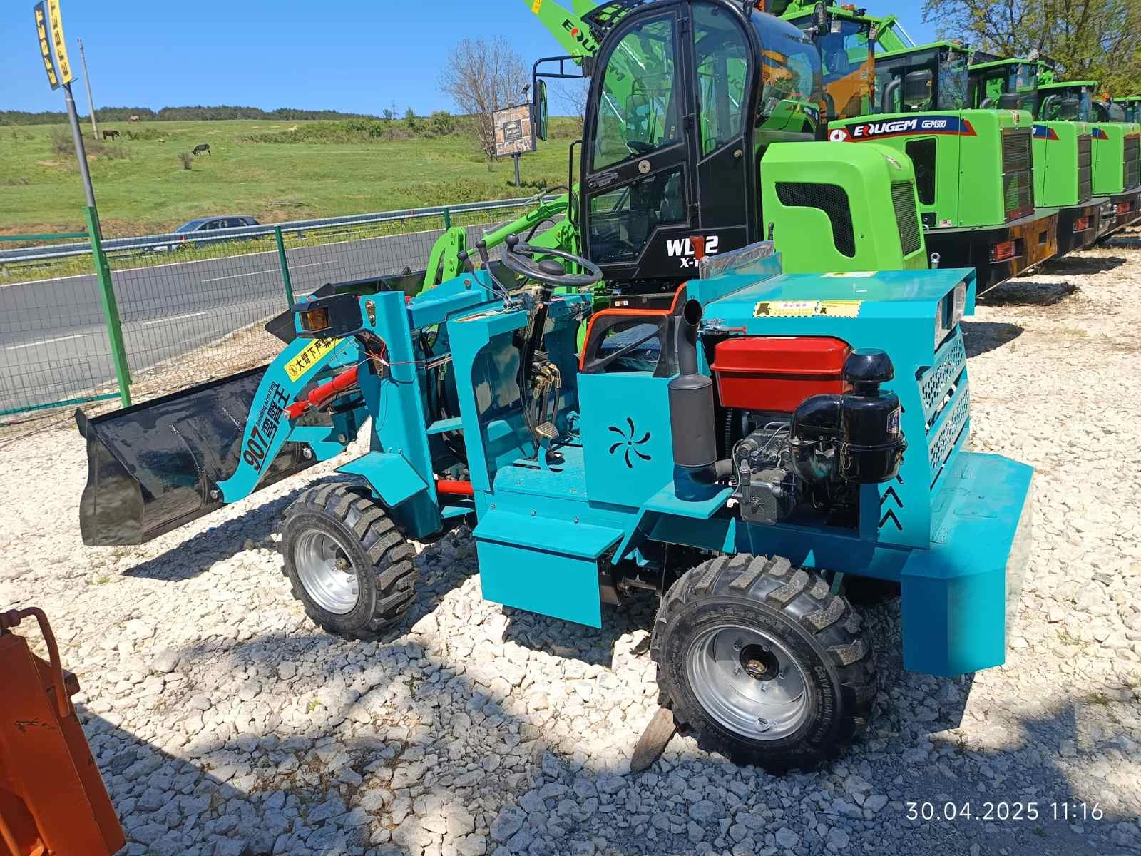 Челен товарач Komatsu 32к.с. 4х4 нов внос, снимка 4 - Индустриална техника - 55893871