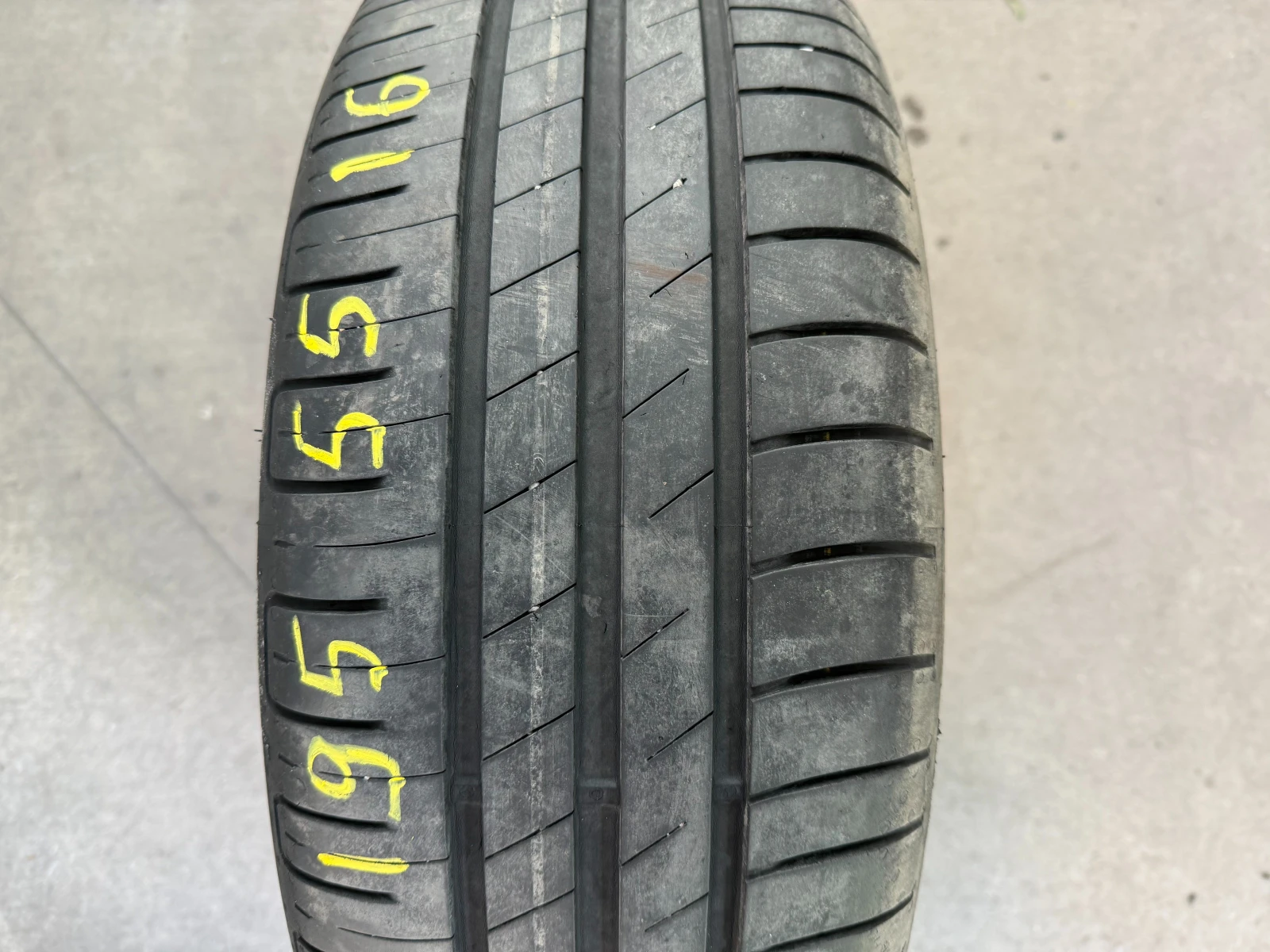 Гуми Летни 195/55R16, снимка 3 - Гуми и джанти - 54444474