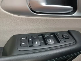 Chrysler Pacifica Plug-in Hybrid LIMITED , снимка 13
