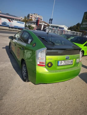 Toyota Prius ГАЗ. ХИБРИД. 04.2010, снимка 2