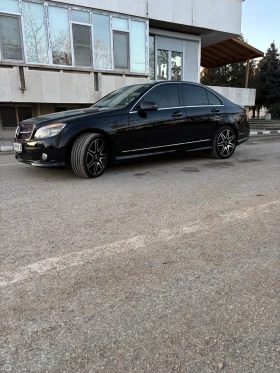 Mercedes-Benz C 320, снимка 17