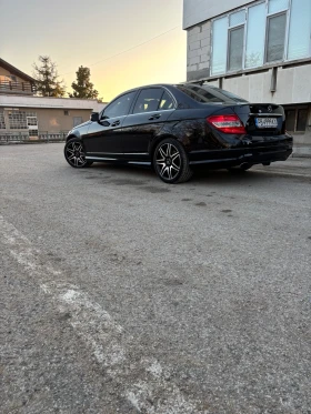 Mercedes-Benz C 320, снимка 4