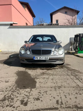  Mercedes-Benz E 320