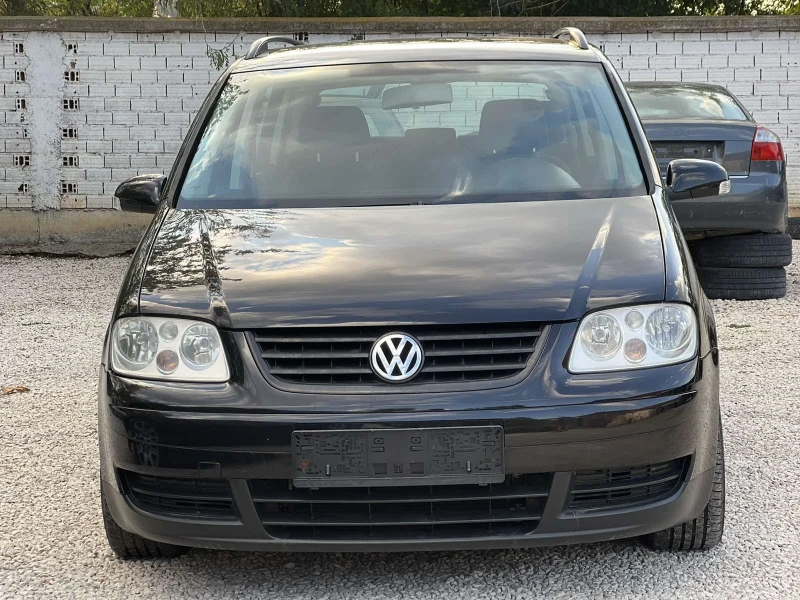 VW Touran 1.9TDI 105 DSG 7 места, снимка 2 - Автомобили и джипове - 47376447