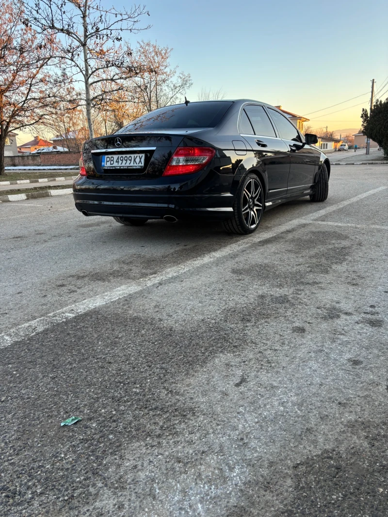 Mercedes-Benz C 320, снимка 5 - Автомобили и джипове - 48730751