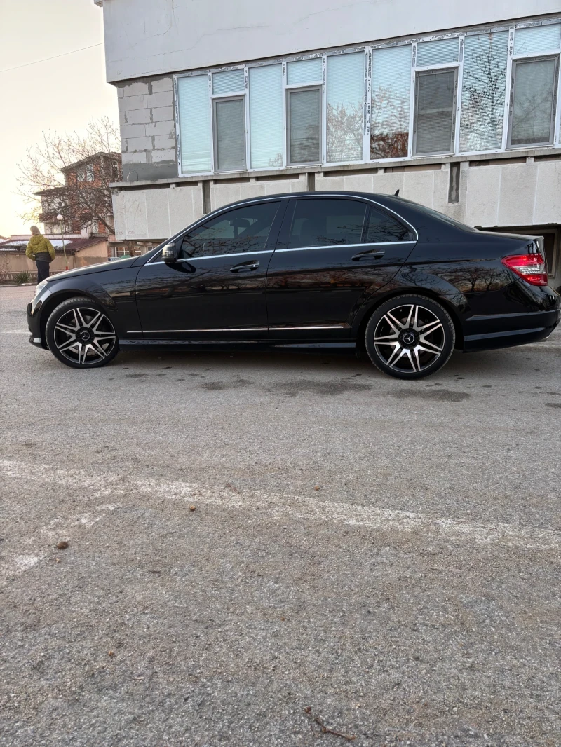 Mercedes-Benz C 320, снимка 6 - Автомобили и джипове - 48730751