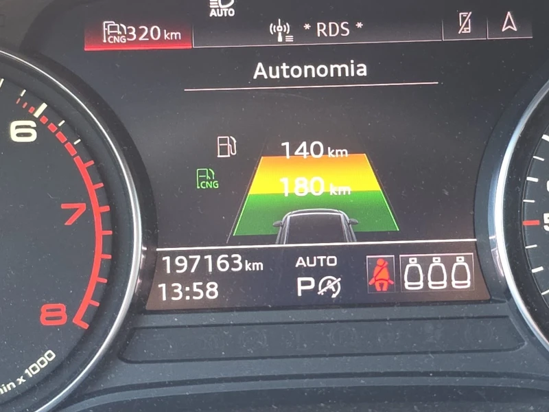 Audi A4 S line 2.0 170 кс, снимка 8 - Автомобили и джипове - 50344357