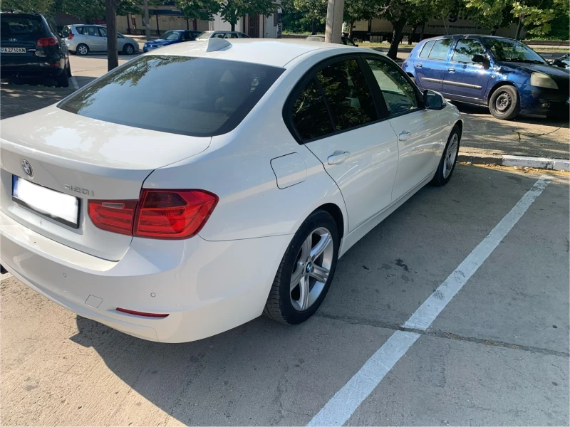 BMW 320 i, снимка 7 - Автомобили и джипове - 51369180