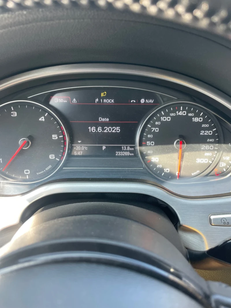 Audi A8 4.2 D/20  джанти/Много екстри, снимка 16 - Автомобили и джипове - 52710747