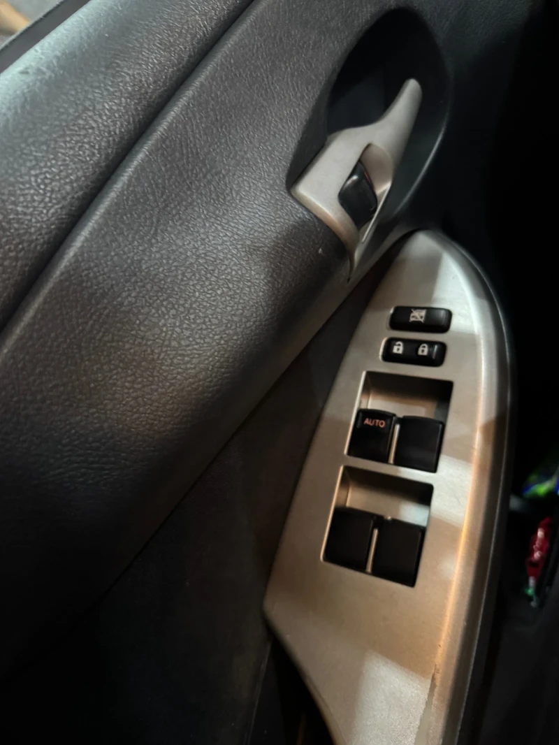 Toyota Corolla, снимка 6 - Автомобили и джипове - 52542852