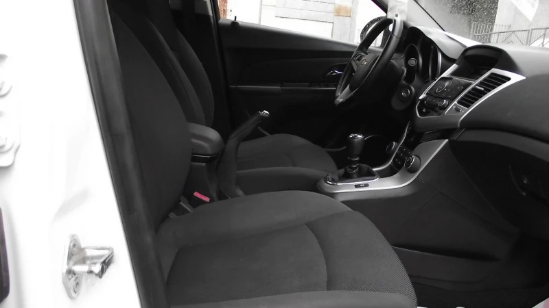 Chevrolet Cruze 2.0.d.163.k.c.6.speed.5.100 km., снимка 14 - Автомобили и джипове - 52890828
