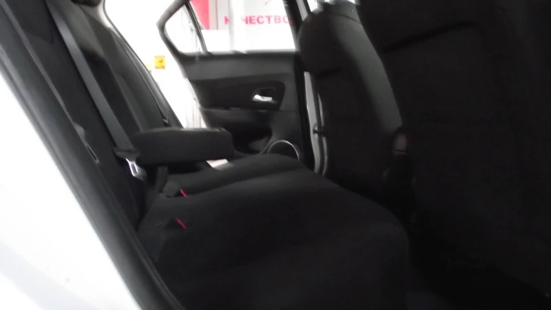 Chevrolet Cruze 2.0.d.163.k.c.6.speed.5.100 km., снимка 15 - Автомобили и джипове - 52890828